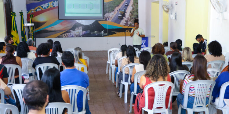 Saúde e educação de São Cristóvão se unem em formação para novo ciclo do Programa Saúde na Escola