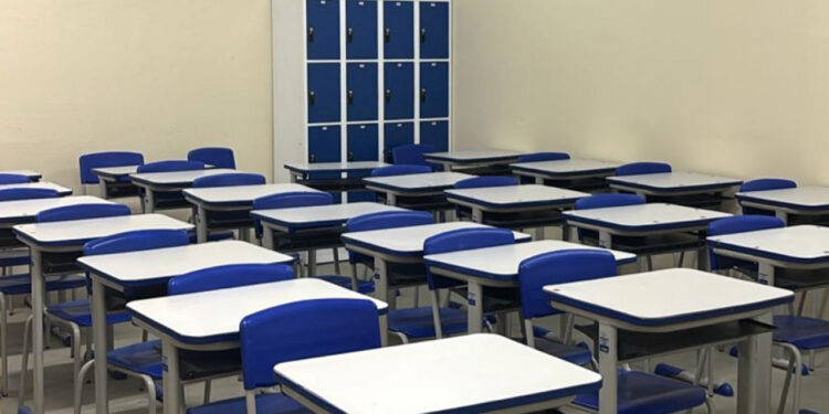 Centro de Excelência Profª Maria das Graças Menezes retoma as aulas na segunda