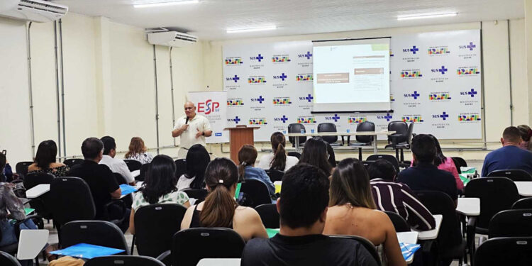 Oficina promove alinhamento técnico com municípios que aderiram ao Programa Mais Médicos