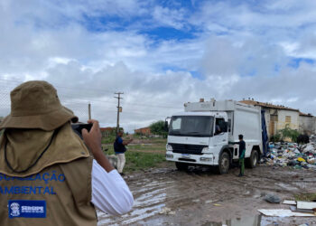 Adema flagra descarte irregular de lixo em Poço Verde