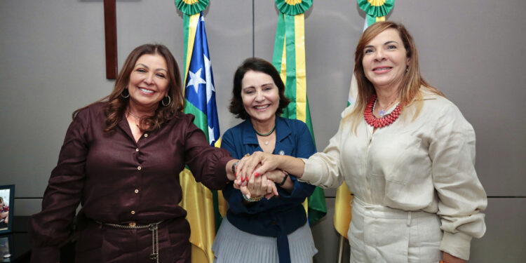 Encontro entre governadora em exercício e prefeita de Aracaju reforça representatividade feminina na política sergipana