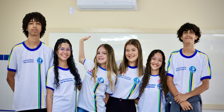 Alunos do Centro de Excelência João Dias Guimarães destacam melhorias na infraestrutura escolar