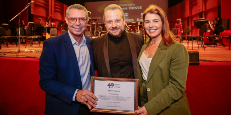 Governador Fábio Mitidieri prestigia concerto especial de 40 anos da Orquestra Sinfônica de Sergipe