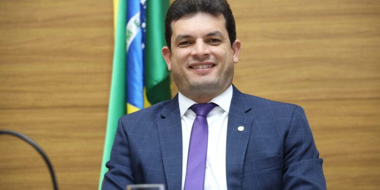 Paulo Júnior cobra políticas ambientais e critica análise acelerada de projetos Alese