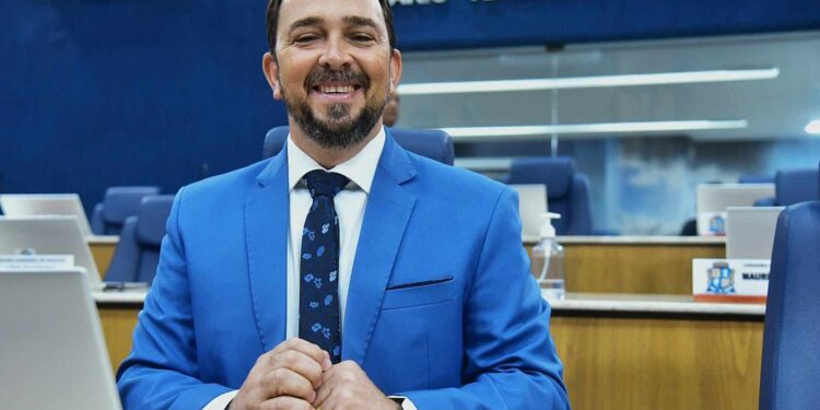 Fábio Meireles (PDT) anuncia saída da base aliada do governo municipal