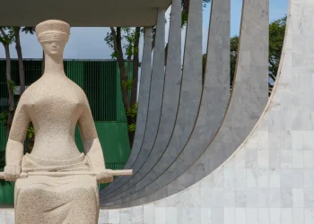 STF suspende julgamento sobre revisão da vida toda