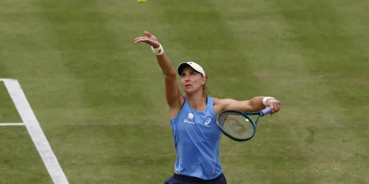 Bia Haddad conquista título de duplas femininas no WTA de Nottinhgam