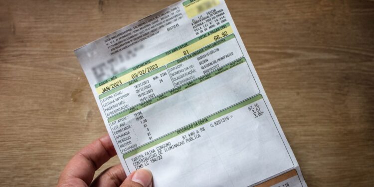 Aneel aprova ampliação da tarifa social de energia elétrica