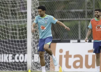 Marquinhos espera que seleção se adapte rapidamente a Ancelotti