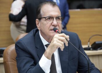 Adailton Martins critica atraso nas obras da BR-101 Norte