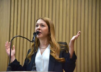 Moana Valadares vota contra criação da Loteria Municipal e denuncia hipocrisia da esquerda: “Não carrego esse peso”