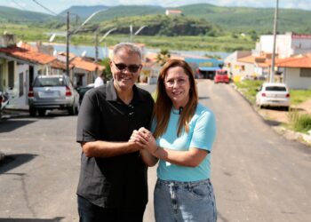 Delegada Katarina anuncia mais de R$ 3 milhões em investimentos para Feira Nova e Porto da Folha