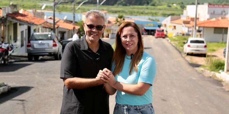 Delegada Katarina anuncia mais de R$ 3 milhões em investimentos para Feira Nova e Porto da Folha