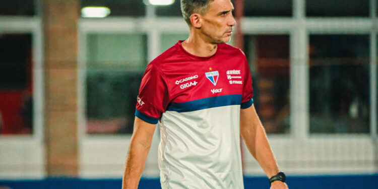 Após férias, Fortaleza retoma treinos com mudanças no elenco