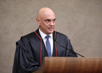 Moraes vota para condenar líder de acampamento do 8 de janeiro a 14 anos de prisão