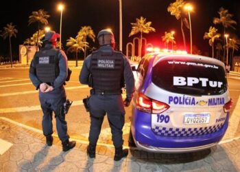 Polícia Militar prende homem por violência doméstica no Bairro Coroa do Meio