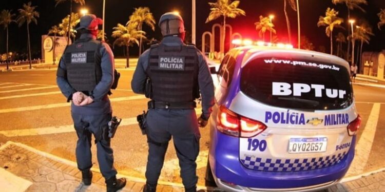Polícia Militar prende homem por violência doméstica no Bairro Coroa do Meio