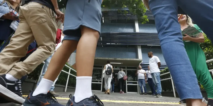 Enem 2025 tem 5,5 milhões de candidatos inscritos