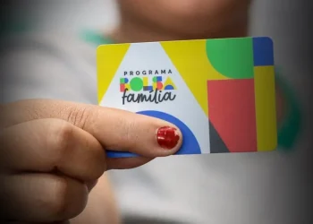 Bolsa Família: 1,4 milhão de famílias omitem cônjuge para garantir benefício