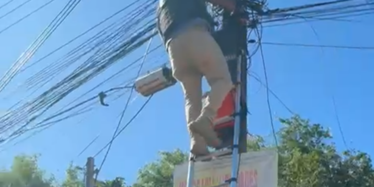 Polícia Civil desmonta central de monitoramento mantida pelo tráfico de drogas no bairro 18 do Forte, em Aracaju