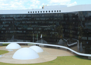 Partidos políticos têm até 30 de junho para entregar prestação de contas de 2024