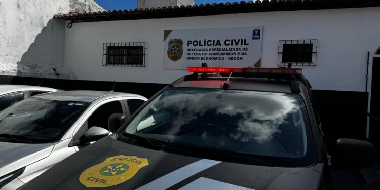 ‘Operação Simulatio’ cumpre mandados de busca e apreensão contra empresa investigada por fraudes em financiamentos na capital