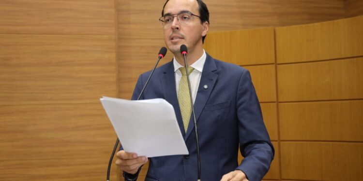 Georgeo Passos comemora reajuste para os servidores da Prefeitura de Aracaju