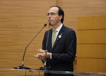Deputado Georgeo Passos alerta para possível aumento na conta de água em Sergipe