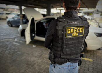 Operação Gabarito cumpre mandados de busca e apreensão em quatro municípios de Sergipe e da Bahia contra fraudes em concursos públicos