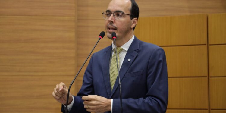 Deputado faz apelo para melhorias em rodovia entre Neopólis e Japoatã