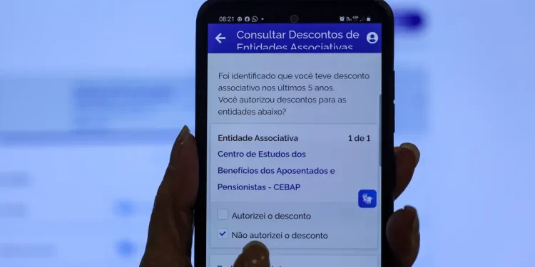 Aposentados já podem consultar respostas das entidades nos Correios