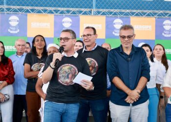 Governador Fábio Mitidieri inaugura quadra e entrega reforma do Centro de Excelência Quilombola 27 de Maio em Porto da Folha