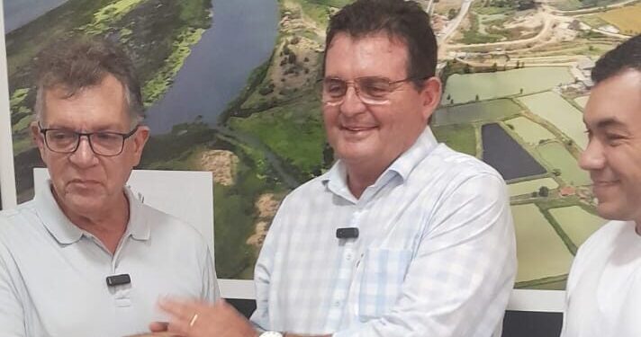 Prefeito de Propriá, Luciano recebe visita do senador Laércio Oliveira