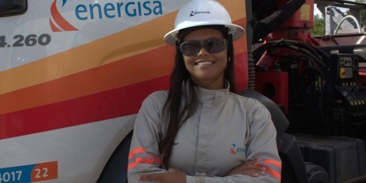 Energisa abre vagas para formação de eletricista exclusivo para mulheres