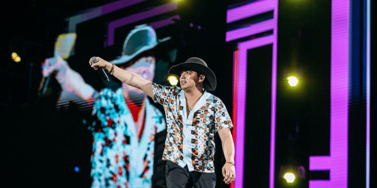 Natanzinho Lima anuncia Alvorada e novo audiovisual após show na Festa dos Caminhoneiros