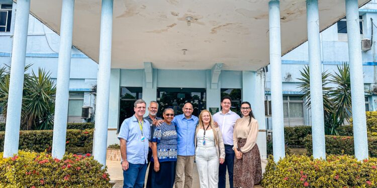 Vereador Alex Melo visita Hospital São José e conhece a estrutura da instituição