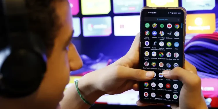 Plataformas não podem ser “terra sem lei”, defende Moraes