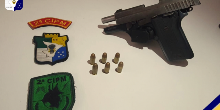 PM prende homem por porte ilegal de arma de fogo no município da Barra dos Coqueiros