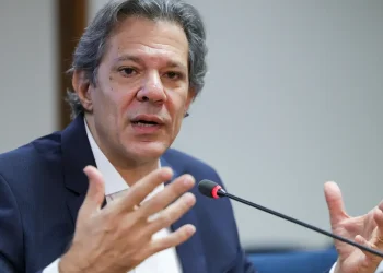 Haddad confirma IR de 17,5% sobre rendimentos de aplicações