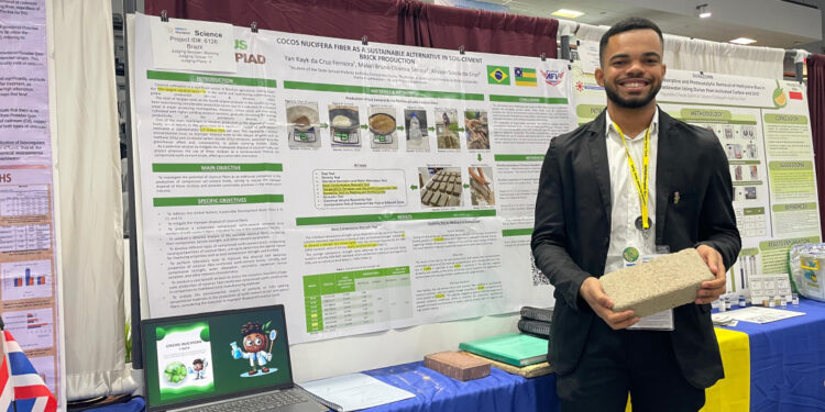 Egresso de escola estadual de Umbaúba conquista medalha de bronze em olimpíada científica nos EUA