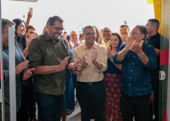 Governador participa de inauguração de nova unidade varejista na Barra dos Coqueiros