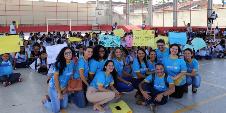 Programa Acolher finaliza semestre com mais de 1.700 atendimentos a alunos da rede pública estadual de ensino