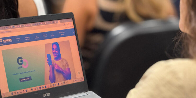 GO Sergipe inicia semana com 390 vagas de emprego disponíveis