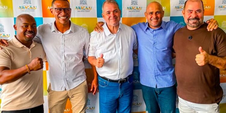Rodrigo Fontes participa da assinatura da ordem de serviço para nova UBS e Academia da Cidade na Soledade