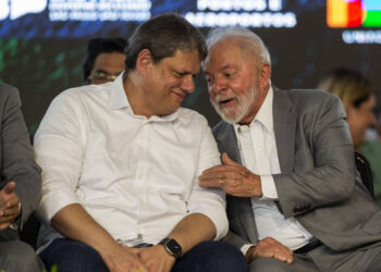 Eleições 2026: Lula e Tarcísio de Freitas empatariam tecnicamente no 2º turno, aponta pesquisa Quaest