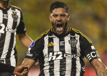 Atlético Mineiro supera expulsão e abre vantagem sobre Bucaramanga na Sul-Americana