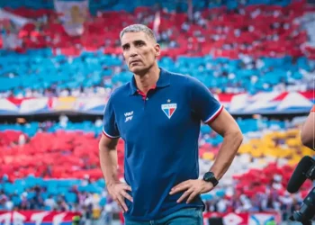 Corinthians estuda demitir Dorival; Vojvoda é bem avaliado