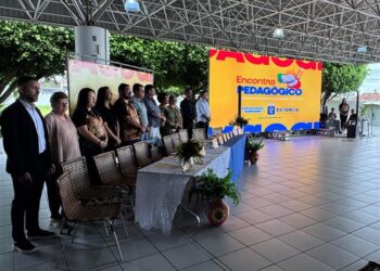 Prefeitura de Estância realiza Encontro Pedagógico 2025 e reforça compromisso com a educação inclusiva e de qualidade