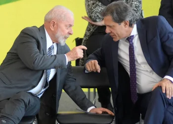 Para 52% da população, decreto de Lula sobre IOF foi um erro, diz Atlas/Bloomberg