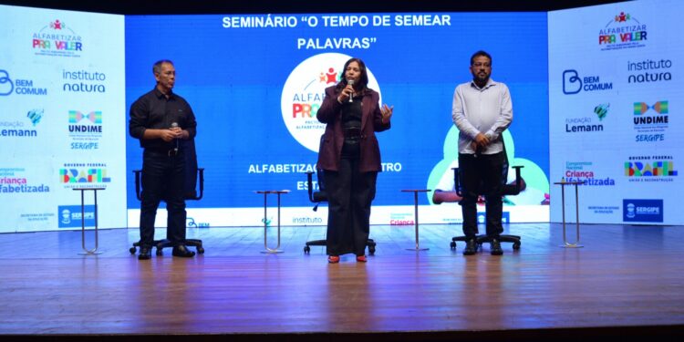 Educação de Sergipe celebra avanços na alfabetização durante o I Seminário ‘O Tempo de Semear Palavras’